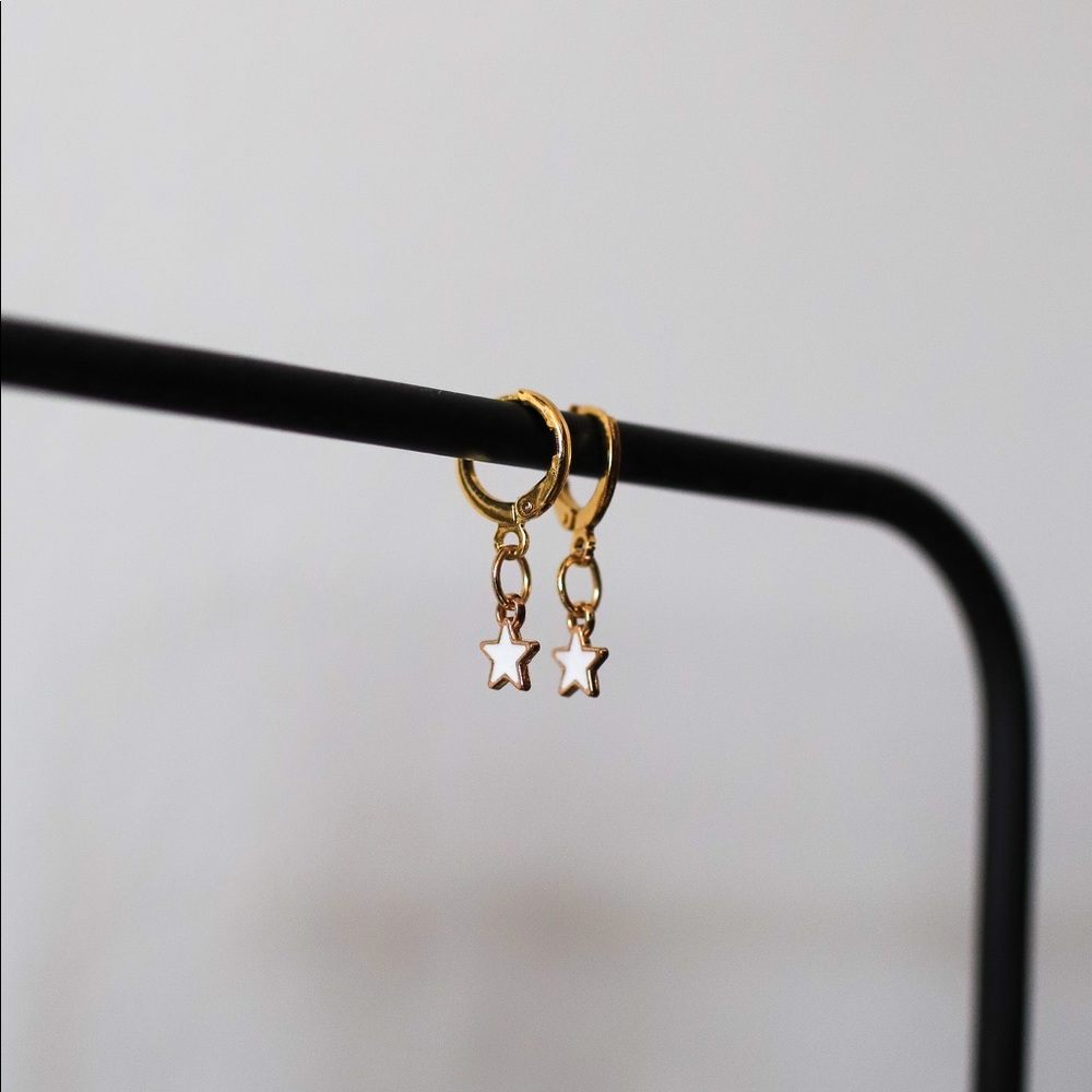Gold STAR HOOP earrings!